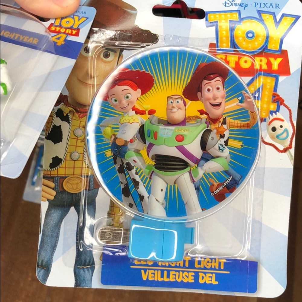 Toy story 4 lot NIB